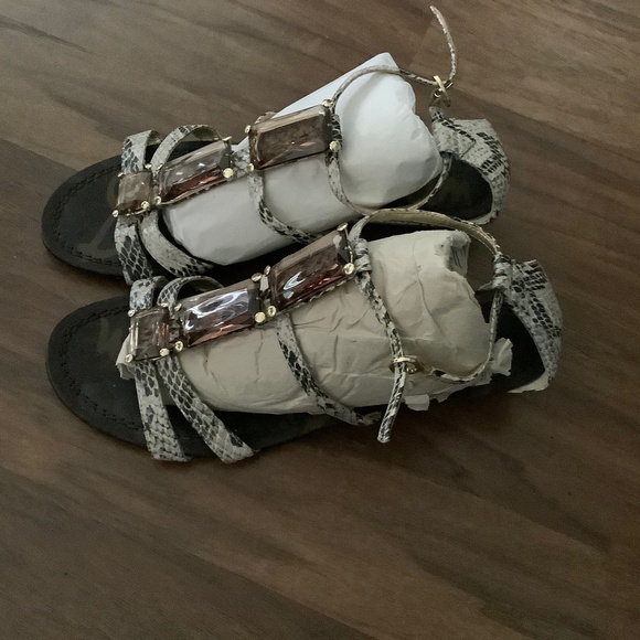 Sam Edelman pattern snake-skin sandals - Picture 2 of 6